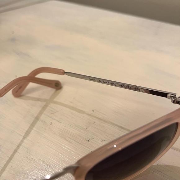 Fossil Pink Sunglasses - Picture 2 of 4